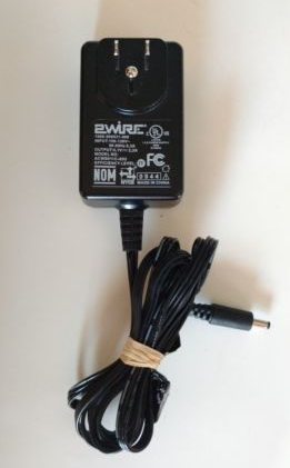 NEW 2Wire AC Adapter 1000-500031-000 ACWS011C-05U 5.1V DC 2.2A 2200mA Power Supply